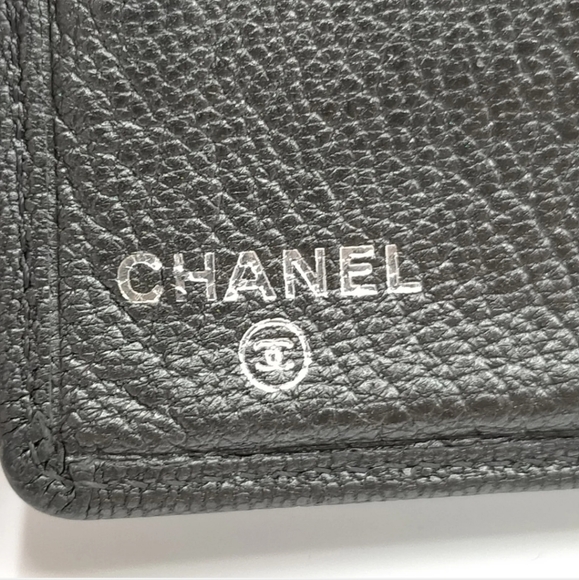 CHANEL Long Bifold Coco Button Black Leather Wallet - Picture 7 of 8
